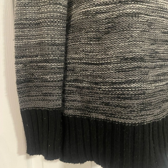 Alison Sheri striped off shoulder cowl neck sweater size S - Picture 3 of 4